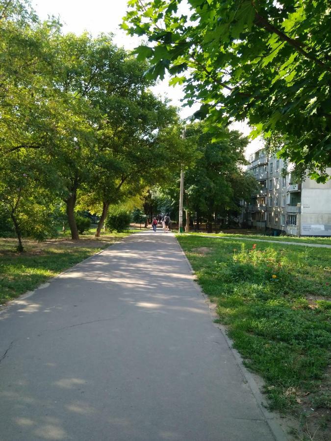Квартира Рядом С Метро Jarkov Exterior foto